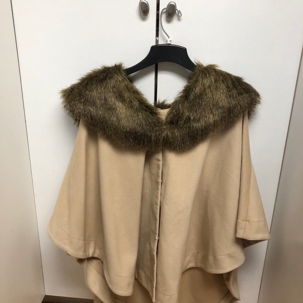 Adrienne Landau Cape